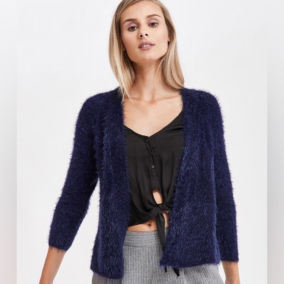 Monk & Lou by Plenty Tie-Front Tank - Picture 2 of 9